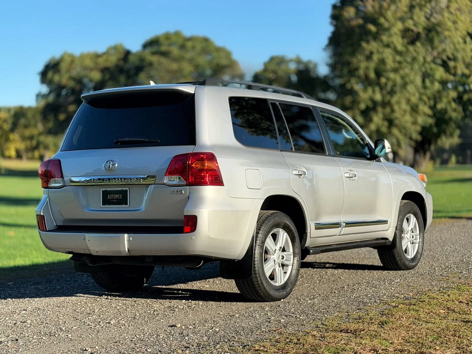 Used 2013 Toyota Land Cruiser AWD/4WD image 15
