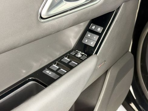 Used 2026 Land Rover Range Rover Velar S AWD/4WD image 18