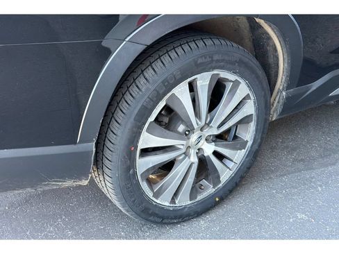 Used 2021 Subaru Ascent Limited AWD/4WD image 4