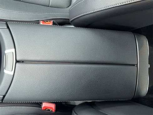 Used 2023 Mercedes-Benz E 350 Sedan image 32