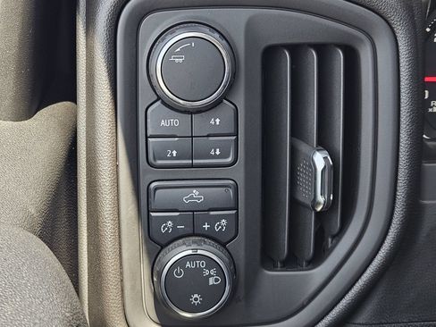 Used 2020 Chevrolet Silverado 2500 W/T w/ WT Fleet Convenience Package AWD/4WD image 25