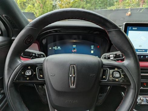 Used 2023 Lincoln Corsair Reserve w/ Equipment Group 201A image 31