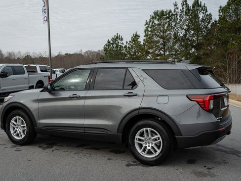 New 2026 Ford Explorer Active w/ Active Comfort Package RWD image 7