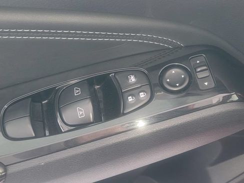 Used 2020 Nissan Altima 2.5 SV FWD image 32