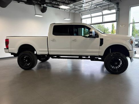 Used 2022 Ford F250 Lariat w/ Lariat Ultimate Package AWD/4WD image 5