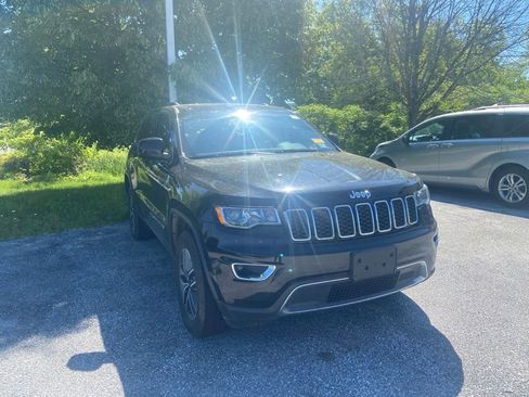 Used 2020 Jeep Grand Cherokee Laredo w/ Quick Order Package 2BN North AWD/4WD image 1