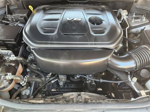 Used 2018 Jeep Grand Cherokee Laredo RWD image 30