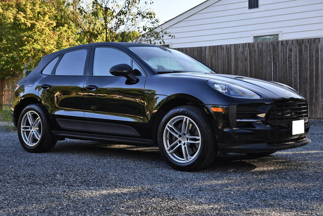 Used 2021 Porsche Macan AWD/4WD image 11