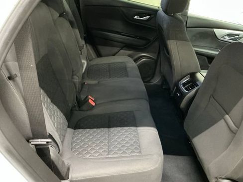 Used 2020 Chevrolet Blazer LT FWD image 17