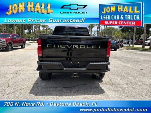 Used 2024 Chevrolet Silverado 2500 High Country w/ High Country Premium Package AWD/4WD image 11