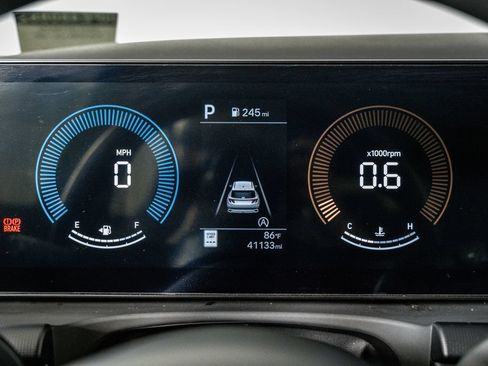 Certified 2025 Hyundai Tucson SEL FWD image 27