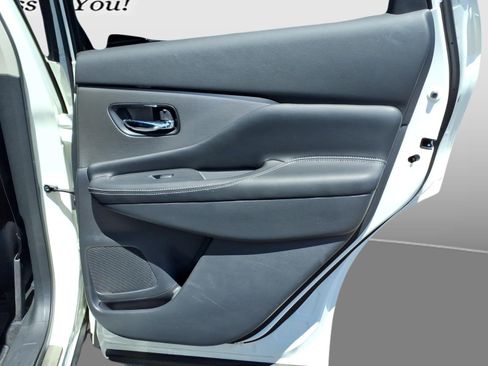 Certified 2024 Nissan Murano SV w/ SV Midnight Edition Package AWD/4WD image 26