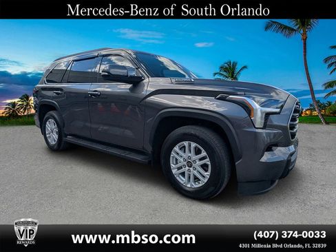 Used 2023 Toyota Sequoia 4WD image 1