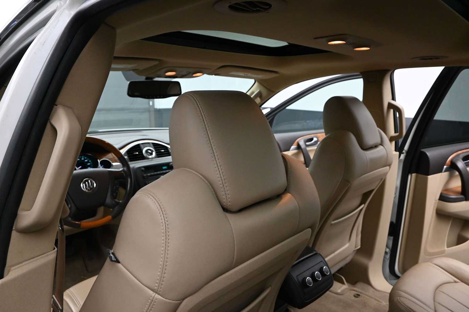 Used 2012 Buick Enclave Leather AWD/4WD image 17