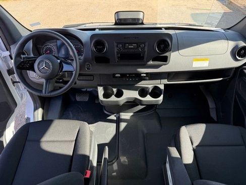 New 2025 Mercedes-Benz Sprinter 2500 image 20