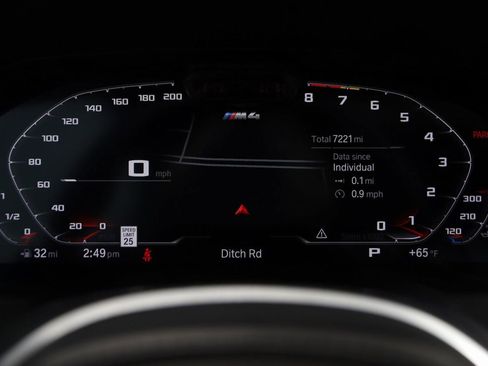 Used 2023 BMW M4 Competition RWD image 26