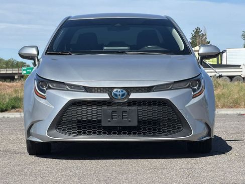 Used 2021 Toyota Corolla LE FWD image 10