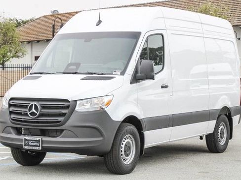 New 2025 Mercedes-Benz Sprinter 2500 image 3