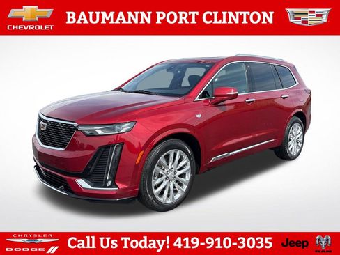 Used 2020 Cadillac XT6 Premium Luxury FWD image 2