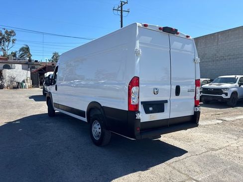 Used 2023 RAM ProMaster 3500 w/ Driver Convenience Group FWD image 4