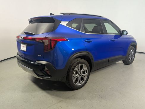 Used 2024 Kia Seltos S AWD/4WD image 7