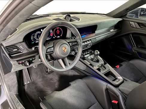 Used 2026 Porsche 911 GT3 RWD image 4