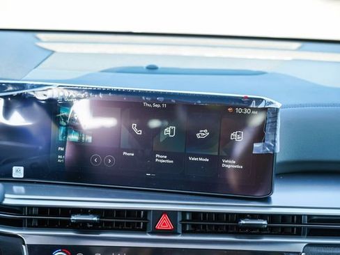 New 2026 Kia Sorento S w/ S Panoramic Sunroof Package image 16