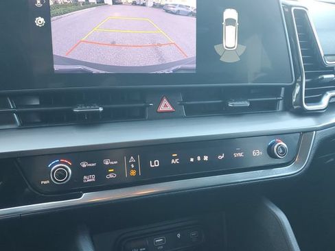 Certified 2023 Kia Sportage EX FWD image 29