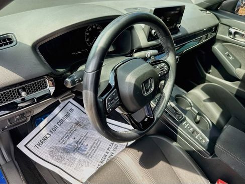Used 2024 Honda Civic Sport image 11