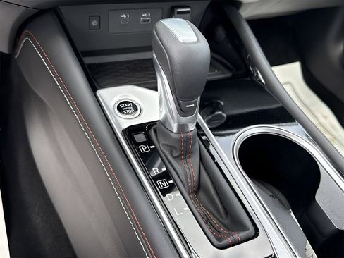 New 2025 Nissan Altima 2.5 SR w/ SR Premium Package FWD image 36