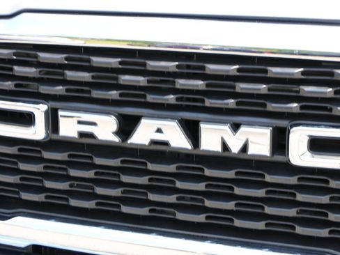Used 2022 RAM 2500 Big Horn AWD/4WD image 12