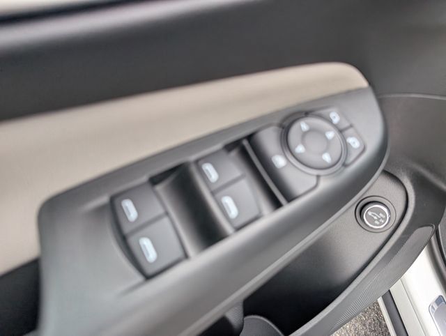 New 2026 Buick Envista Avenir FWD image 12