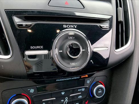 Used 2018 Ford Focus ST w/ Equipment Group 402A image 32