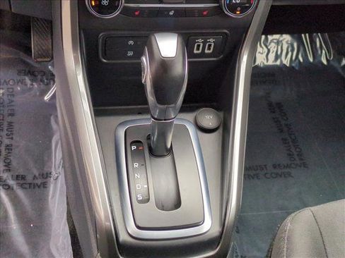 Used 2018 Ford EcoSport SE w/ SE Convenience Package image 12