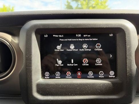 Used 2018 Jeep Wrangler Unlimited Sport S AWD/4WD image 11