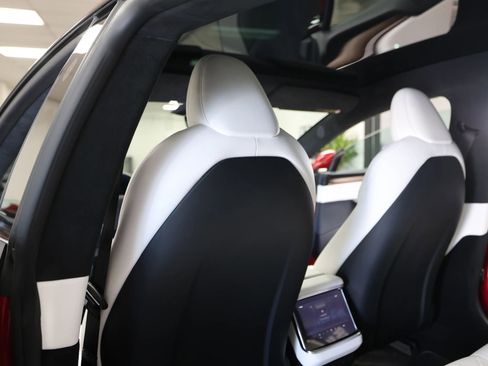 Used 2022 Tesla Model S Standard Range AWD/4WD image 46