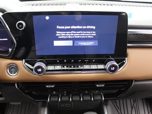 New 2026 GMC Canyon AT4 w/ Technology Plus Package AWD/4WD image 24