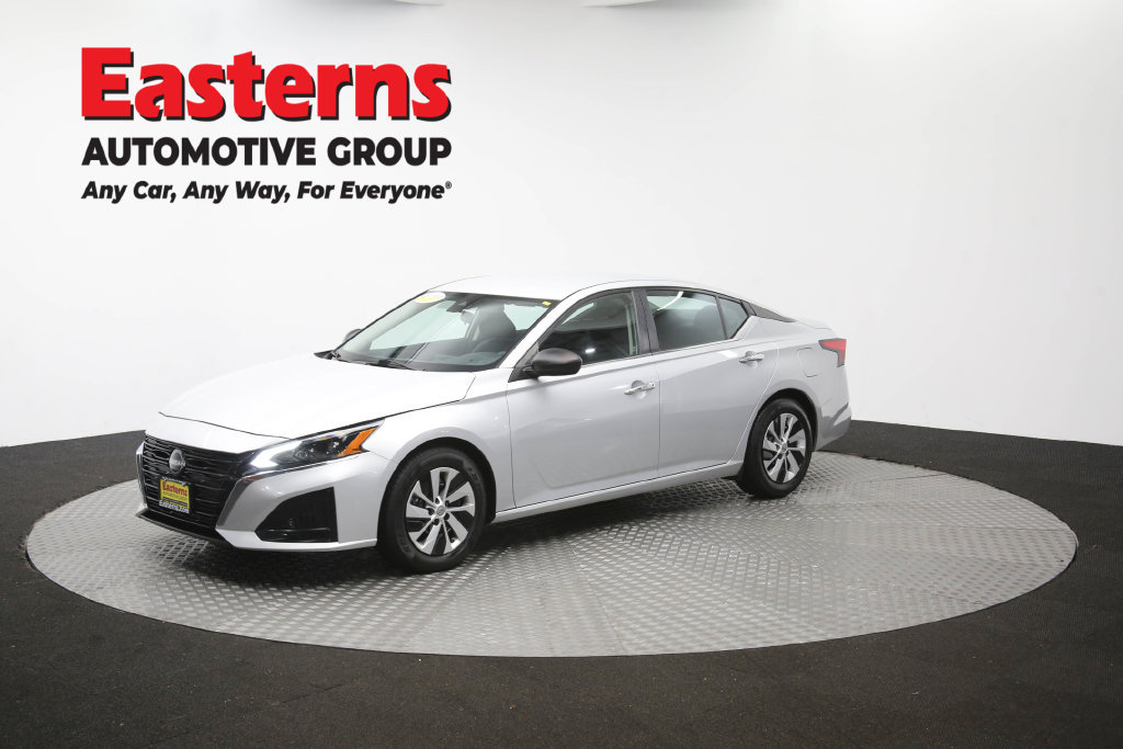 Used 2024 Nissan Altima 2.5 S FWD image 57