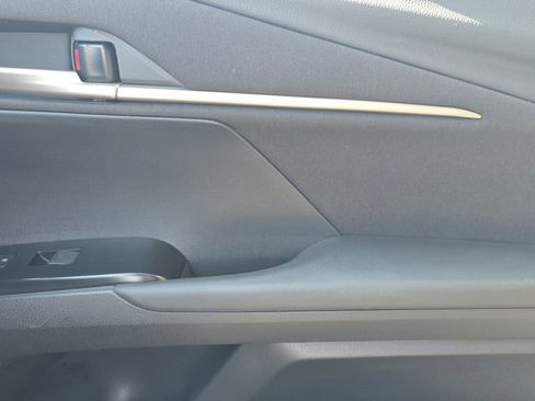 Used 2025 Toyota Camry LE image 16