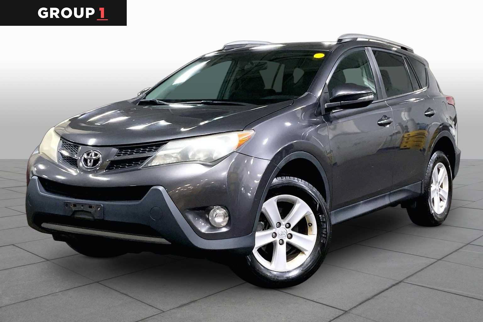 Used 2014 Toyota RAV4 XLE AWD/4WD image 1