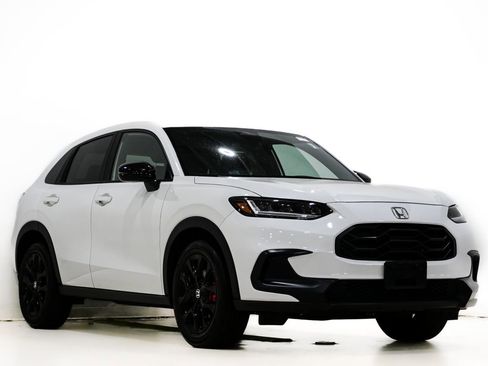 Used 2024 Honda HR-V Sport image 1