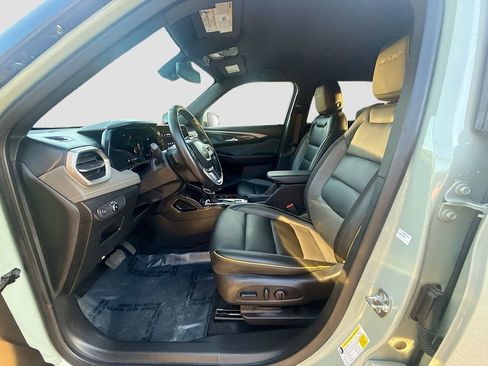 Used 2025 Chevrolet TrailBlazer ACTIV w/ Convenience Package AWD/4WD image 20