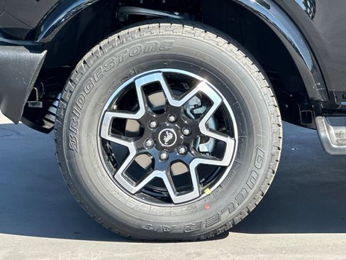 New 2026 Ford Bronco Outer Banks AWD/4WD image 33