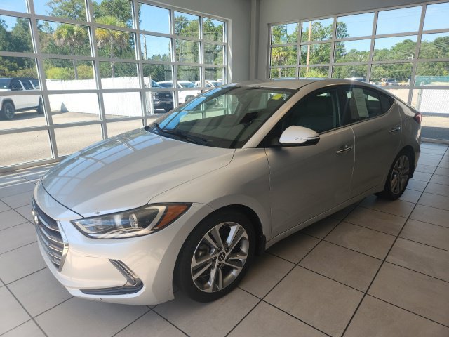 Used 2017 Hyundai Elantra Limited FWD image 3