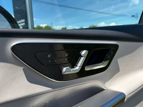 New 2026 Mercedes-Benz GLC 300 4MATIC image 23