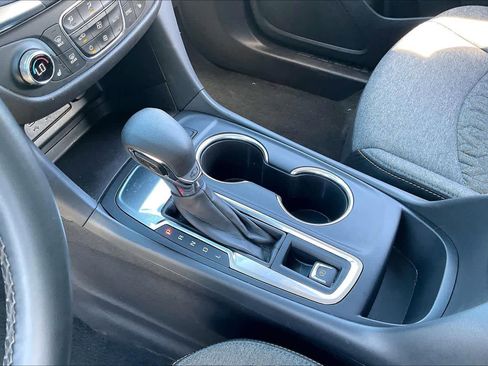 Certified 2024 Chevrolet Equinox LT image 15