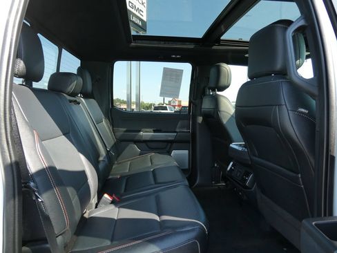 Used 2022 Ford F150 Lariat w/ Equipment Group 502A High AWD/4WD image 18