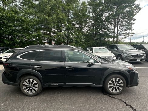 Used 2024 Subaru Outback Touring XT AWD/4WD image 4