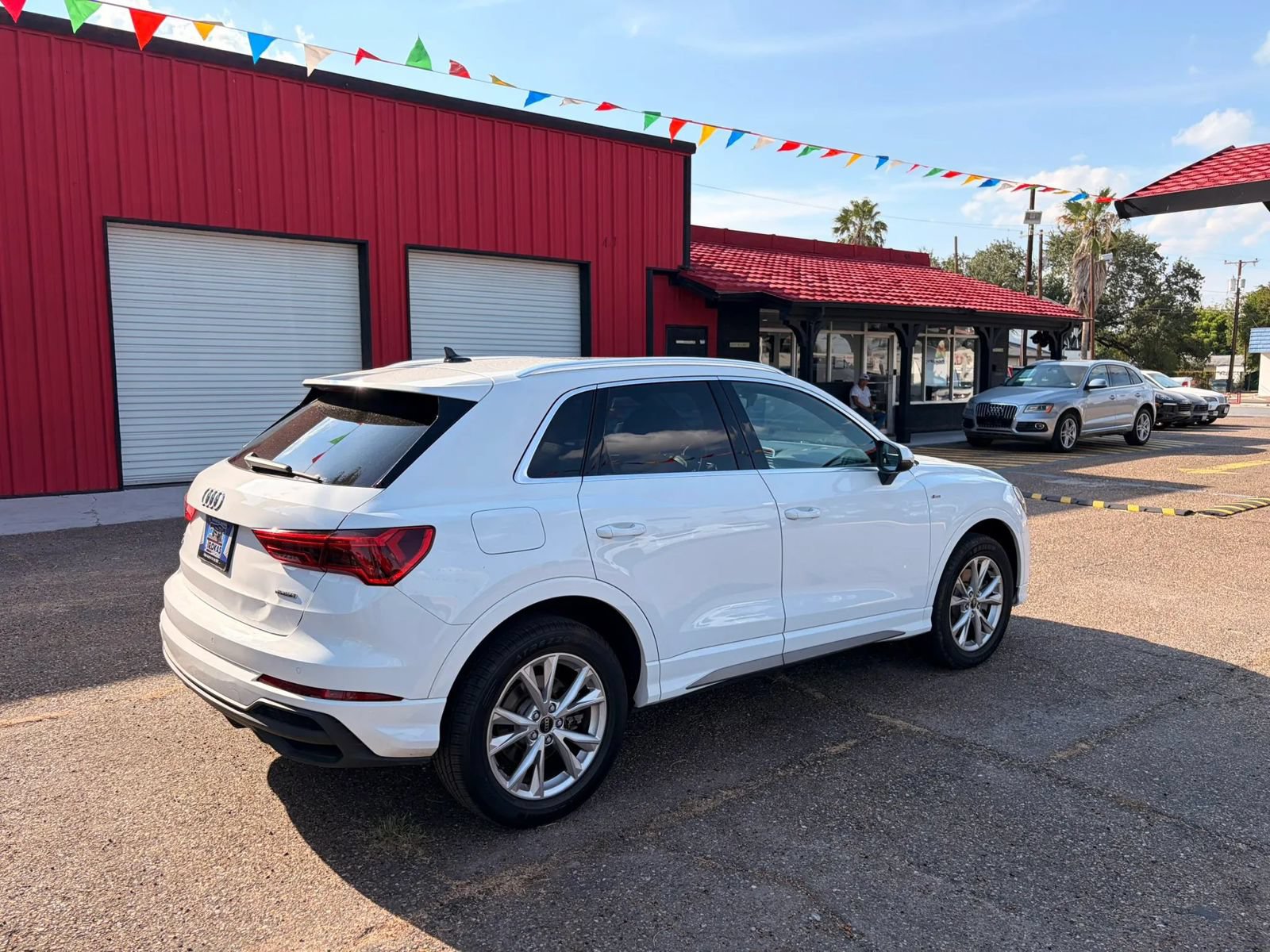 Used 2023 Audi Q3 2.0T Premium AWD/4WD image 7