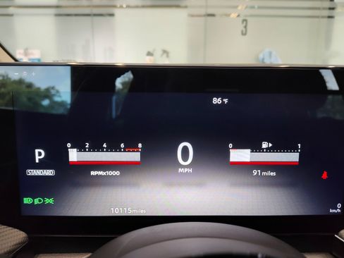 Used 2025 Nissan Kicks SR FWD image 20